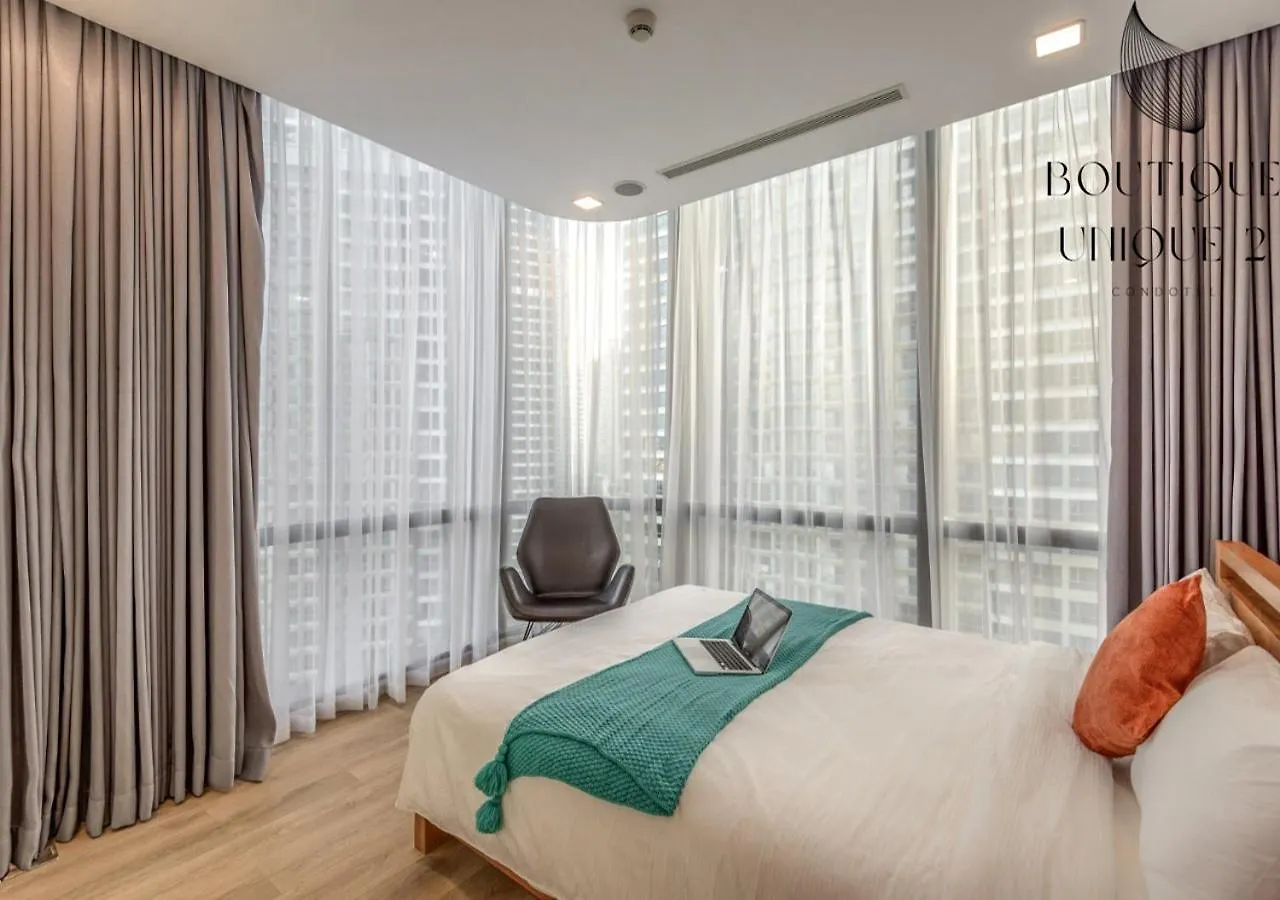 Boutique Unique Landmark 81 Vinhomes Central Park Ho Chi Minh City Vietnam