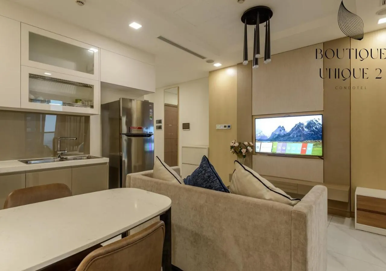 Boutique Unique Landmark 81 Vinhomes Central Park Ho Chi Minh City