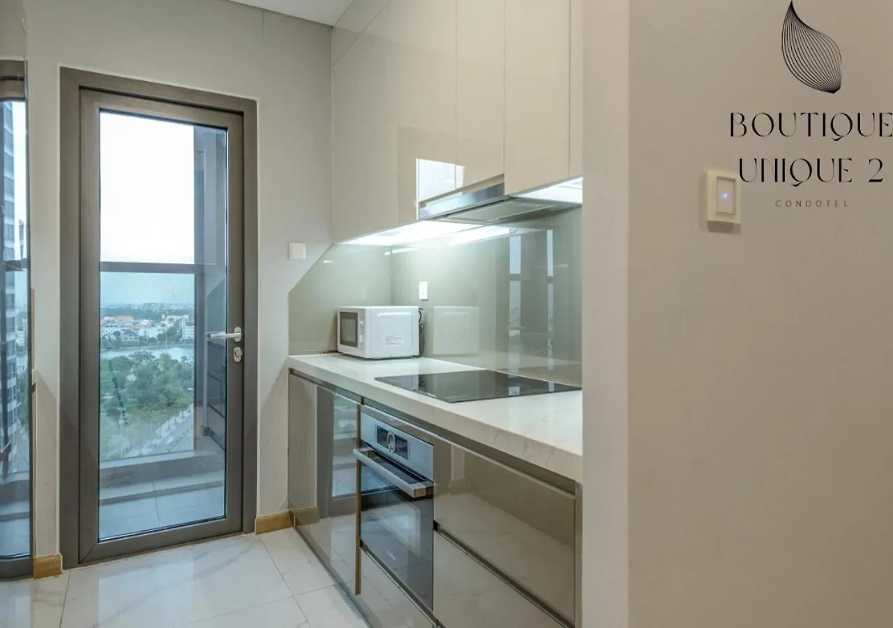 Boutique Unique Landmark 81 Vinhomes Central Park Ho Chi Minh City Apartment